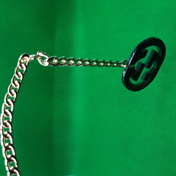 Gucci Sunglasses - Picture 3 of 3